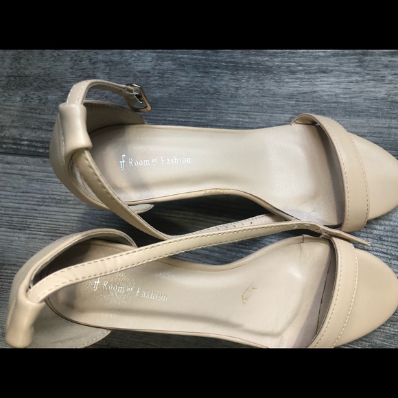 Kitten heels - Picture 2 of 2